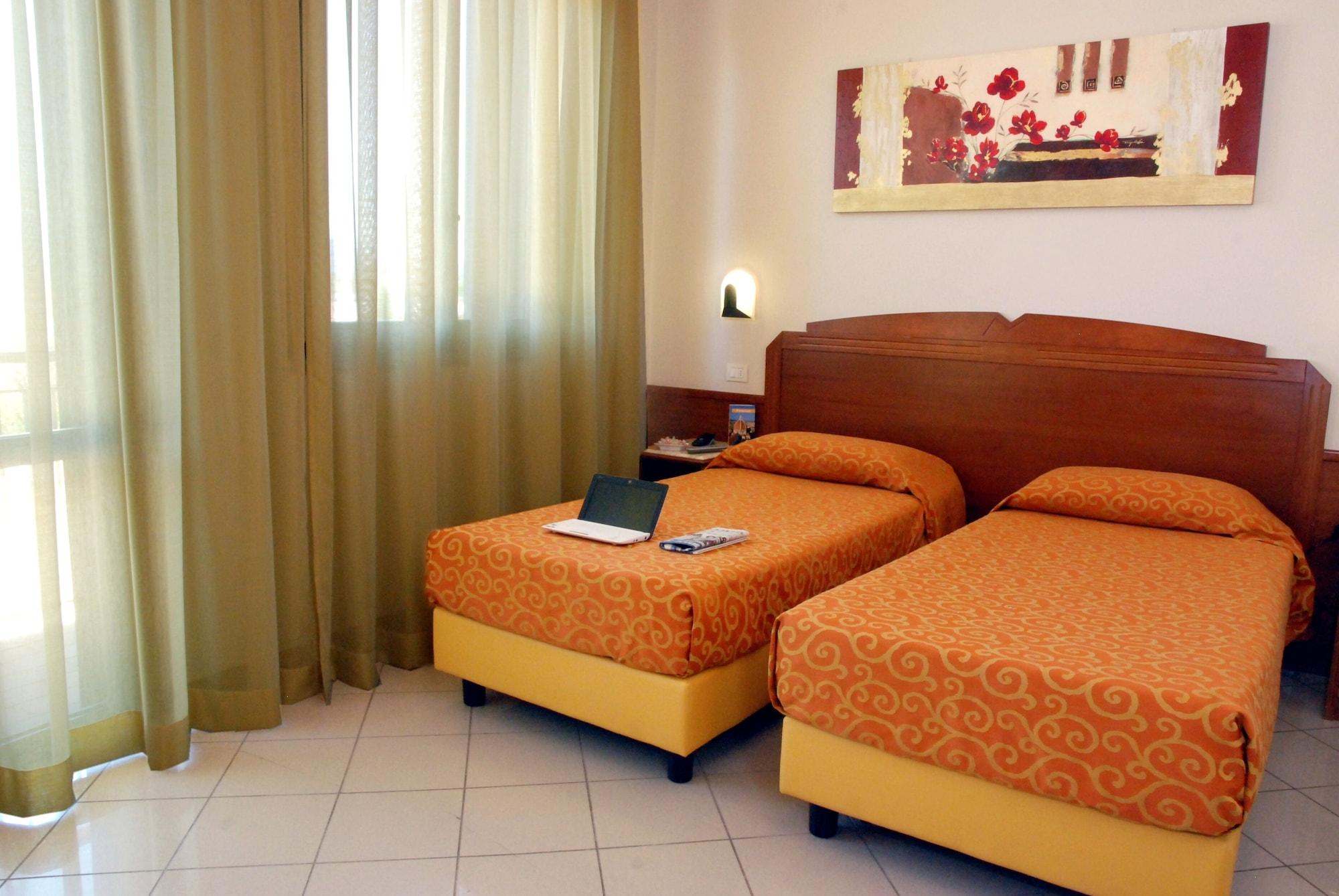 Hotel Marzia Скандичи Екстериор снимка
