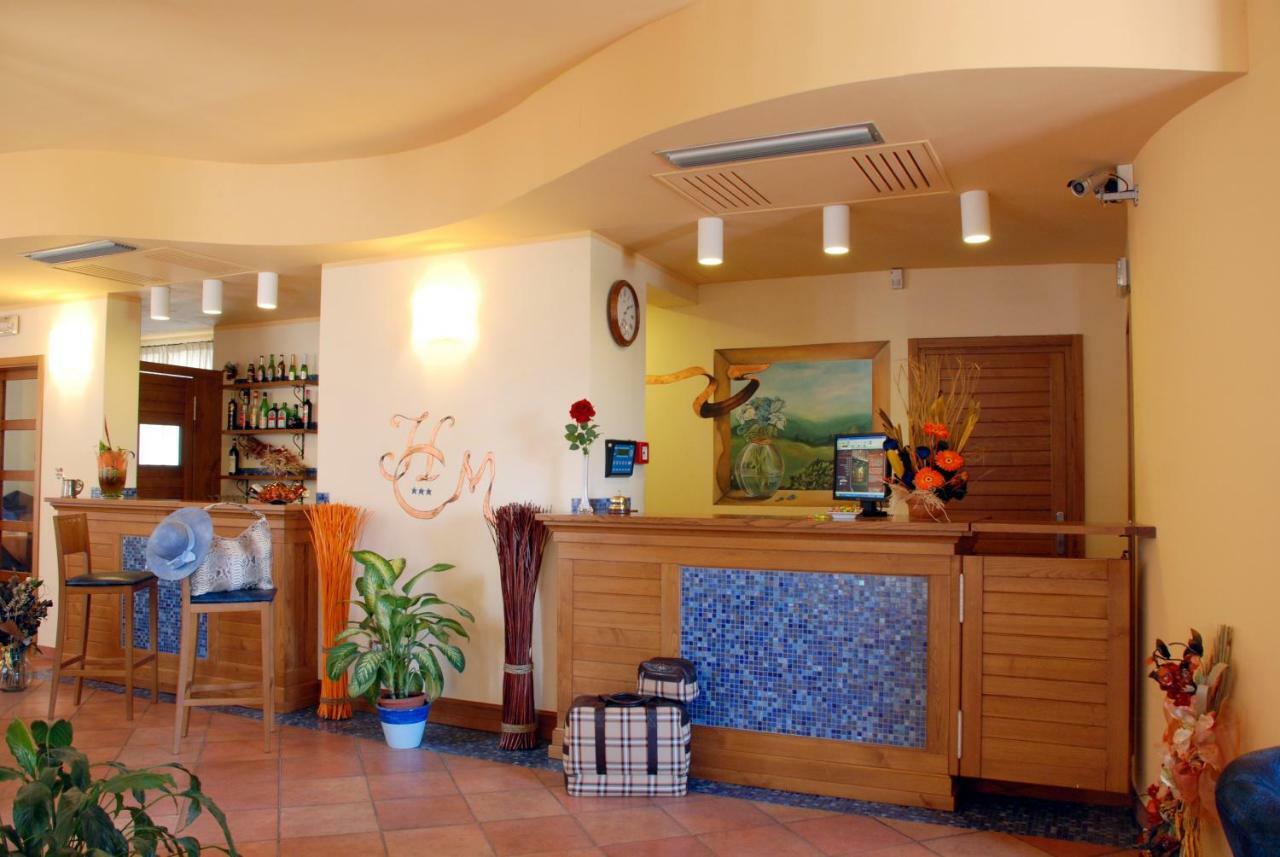 Hotel Marzia Скандичи Екстериор снимка